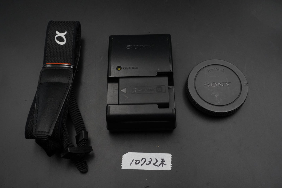 SONY Alpha a7 II ILCE-7M2 w/ FE 28-70mm Lens Digital Camera -4176 cut- #12165