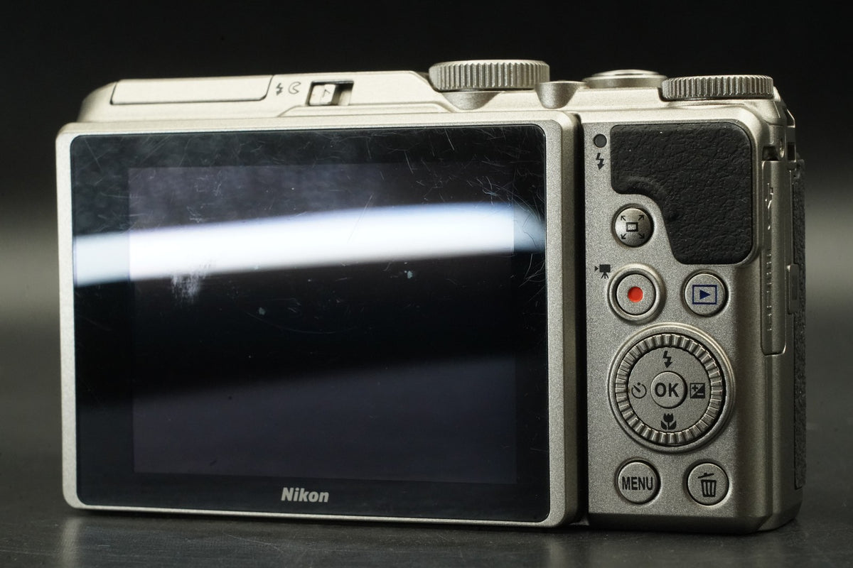 Nikon COOLPIX A900 20.3MP 35x Compact Digital Camera Silver US STOCK #12345