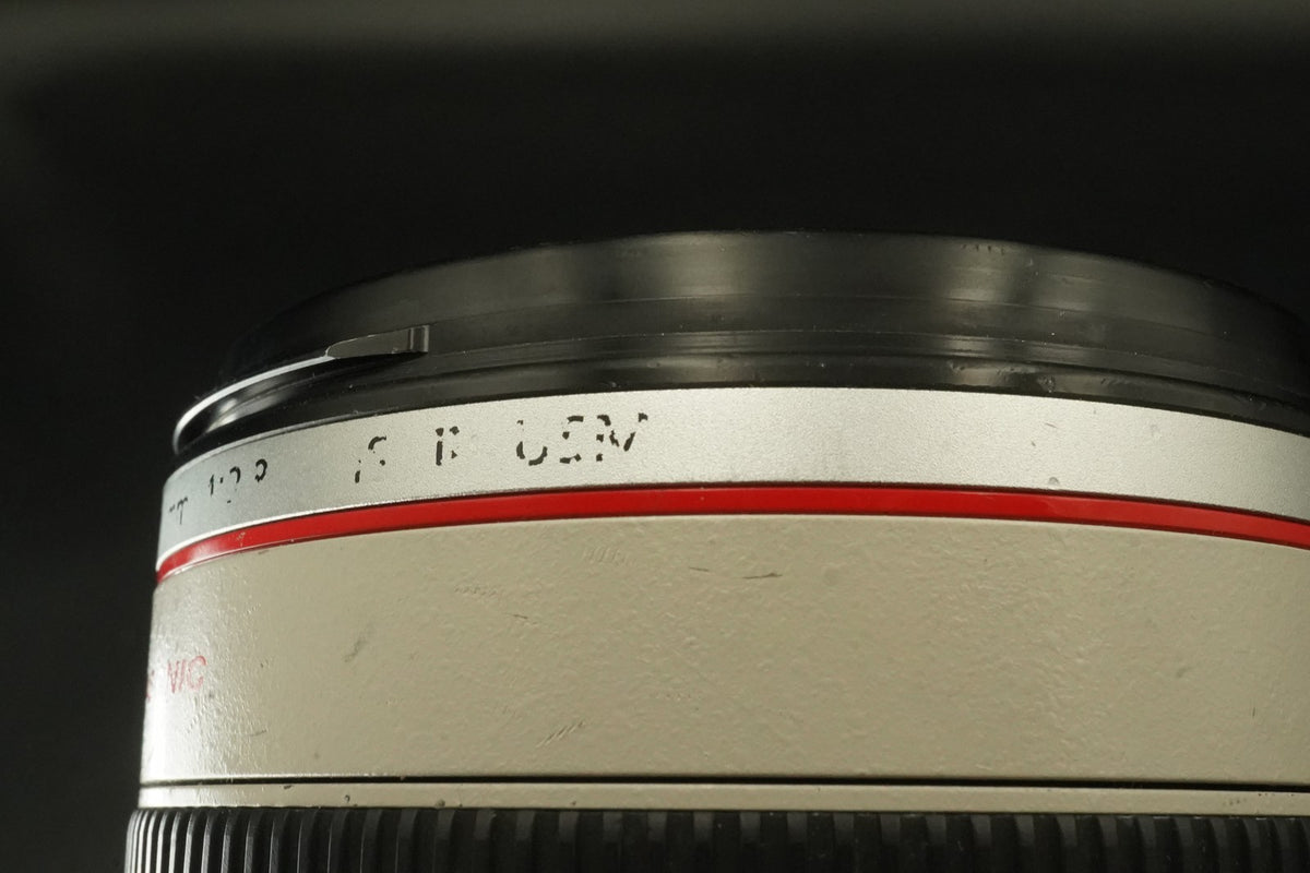 Canon EF 70-200mm f/2.8 L IS II USM Telephoto Lens US STOCK #12302