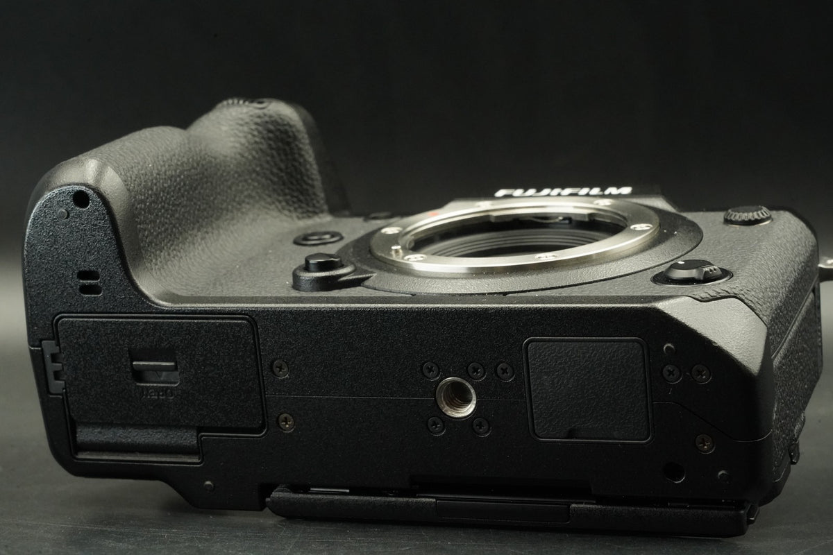 Fujifilm X-H1 24.3 MP Mirrorless Camera Black -11 cuts- #12338