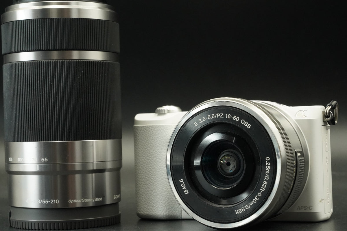 Sony Alpha a5100 Mirrorless Digital Camera White -2369 cuts- US STOCK #11713