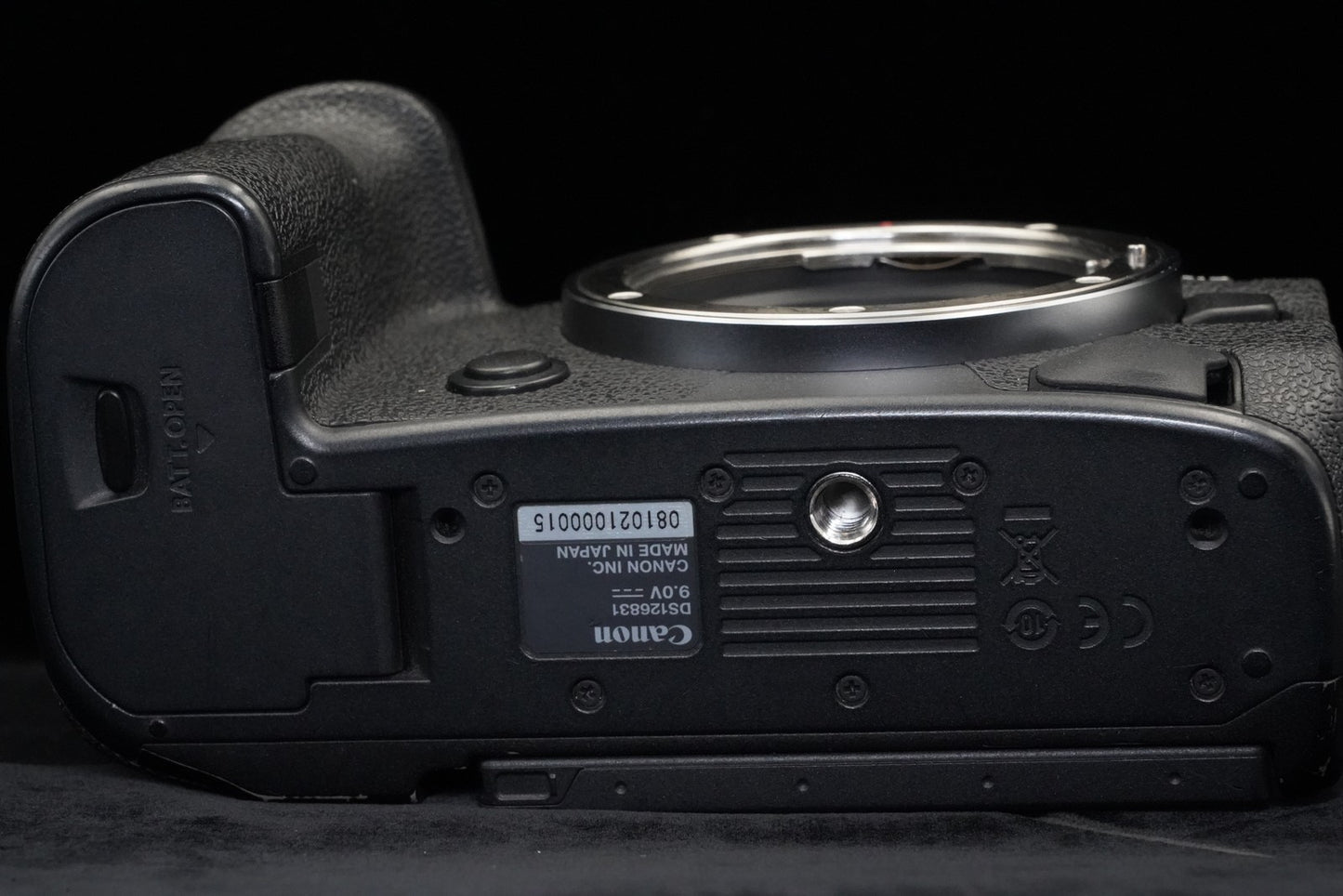 Canon EOS R5 Mirrorless Digital Camera US Duty Paid Excellent Condition 10349