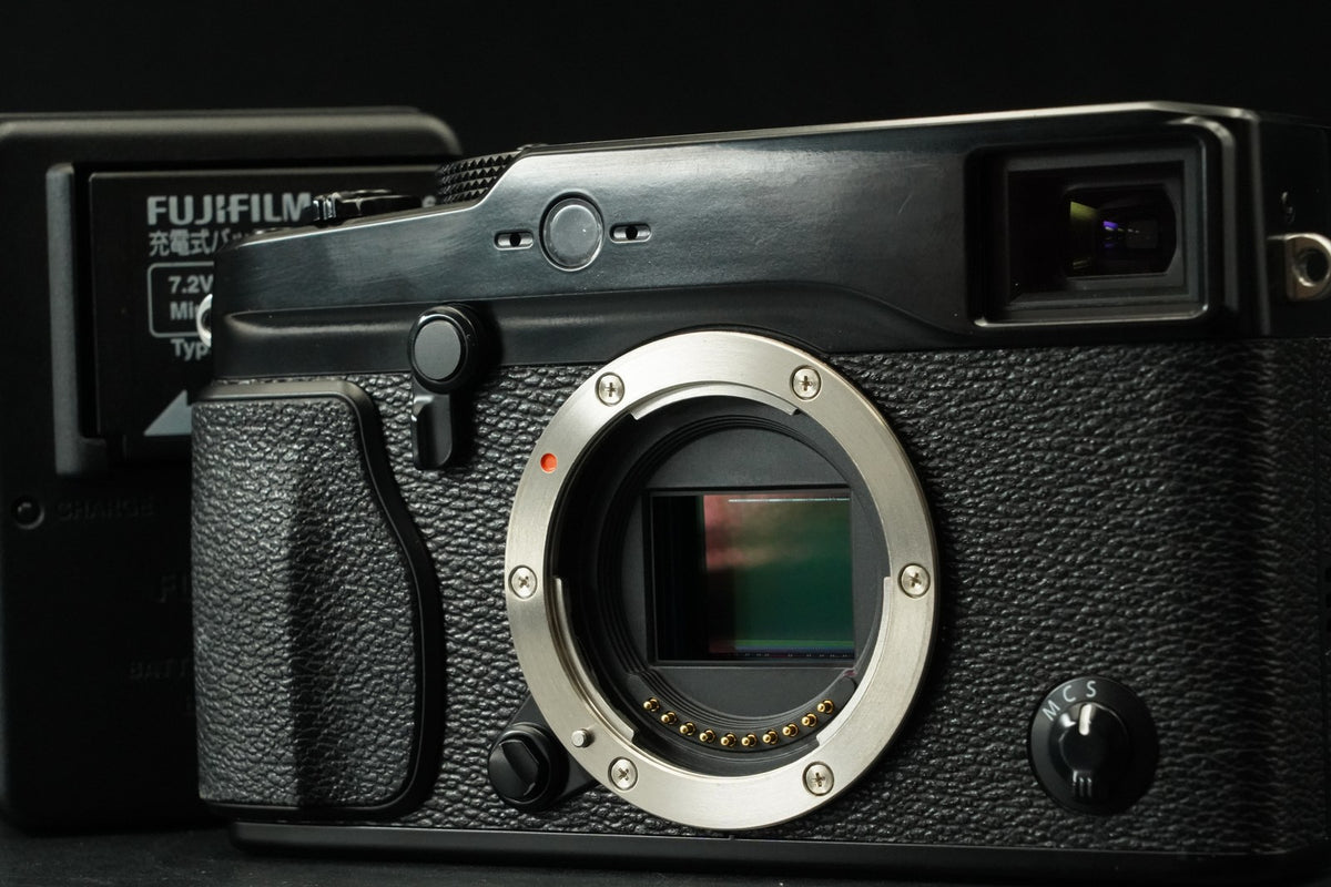 Fujifilm X-Pro1 Mirrorless Digital Camera Black Japan US STOCK #12168
