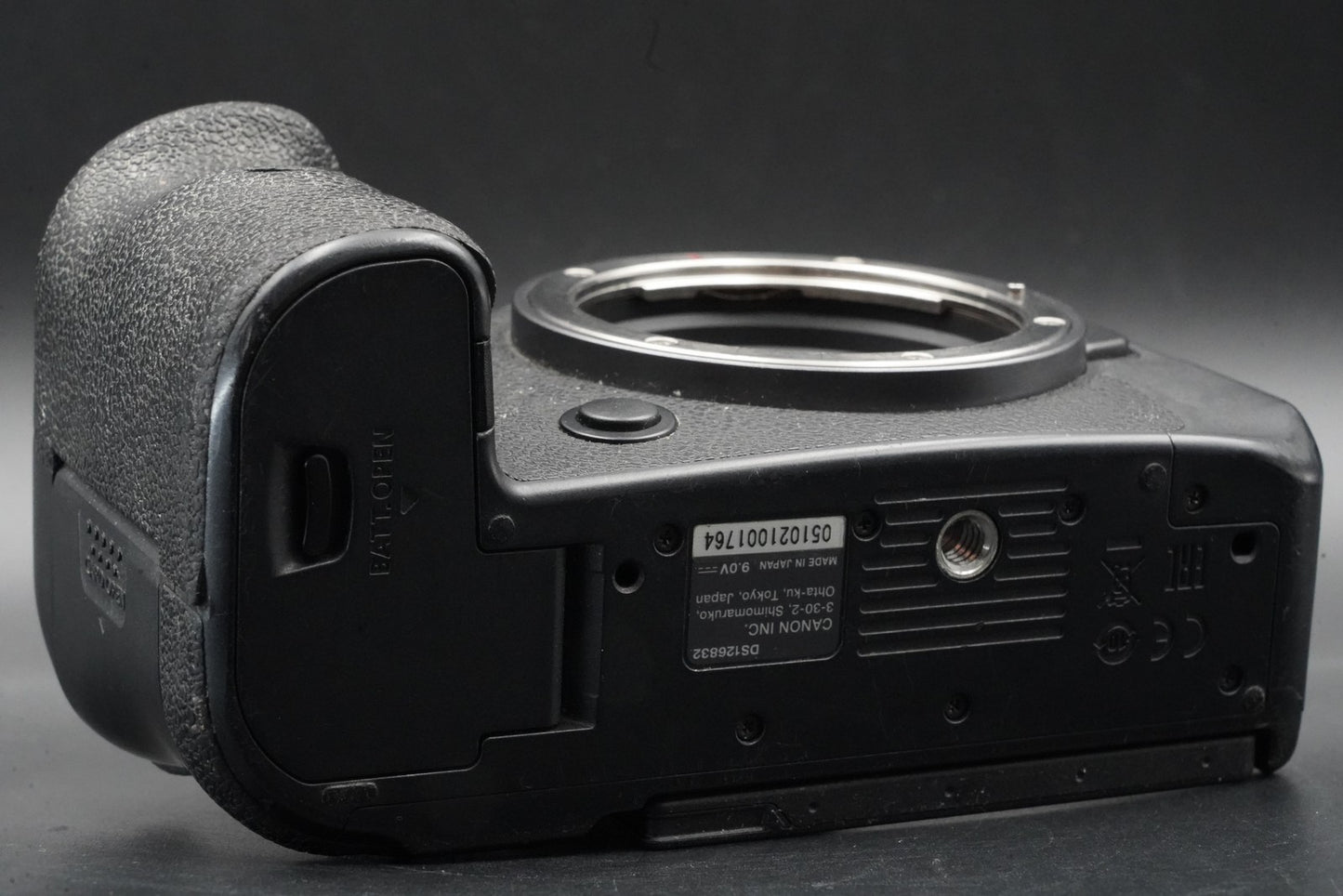 [ US DUTY PAID ] Canon EOS R6 20.1MP Mirrorless Camera 11062