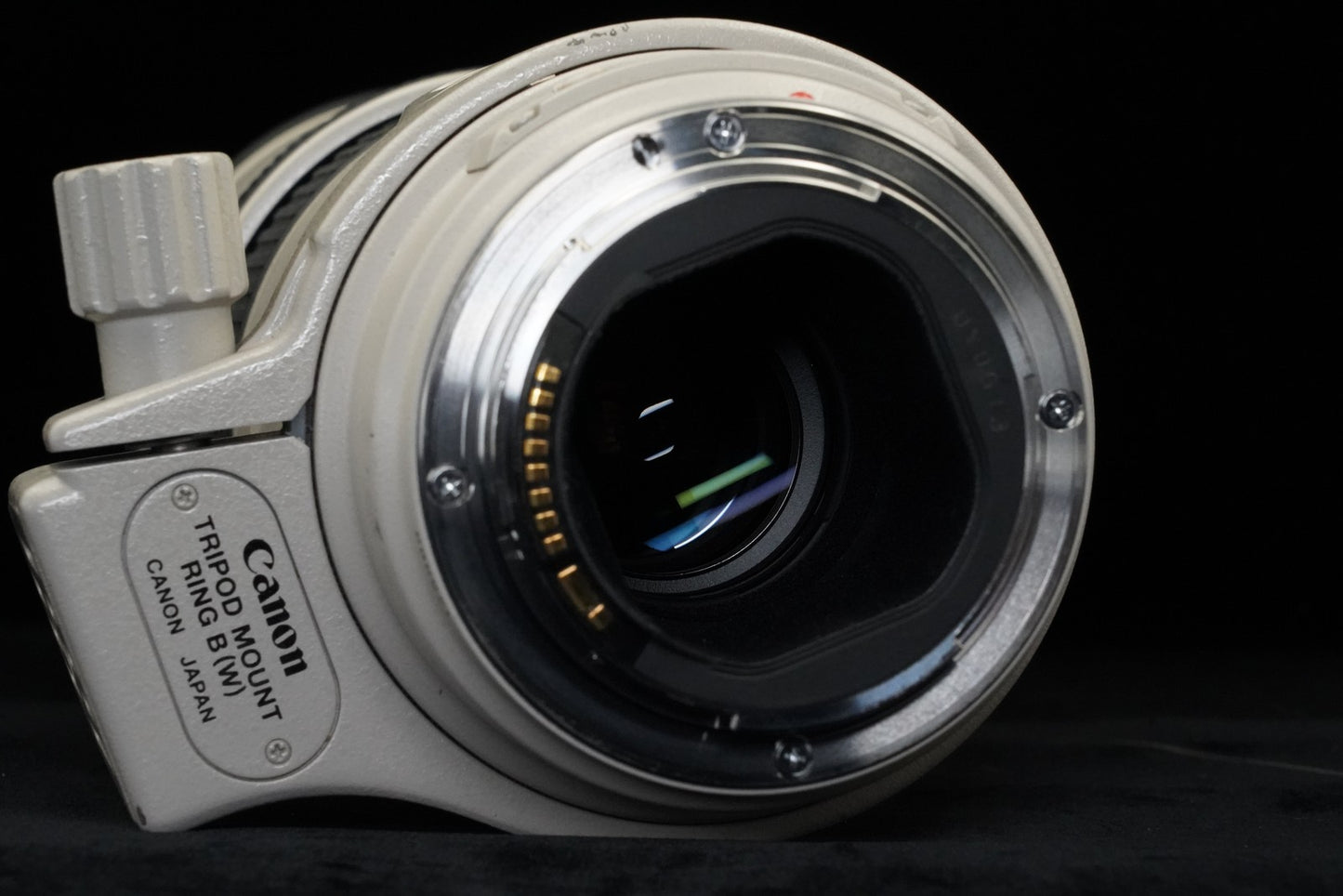 Canon EF 300mm f/4 L IS USM ULTRASONIC Lens US Duty Paid 10348