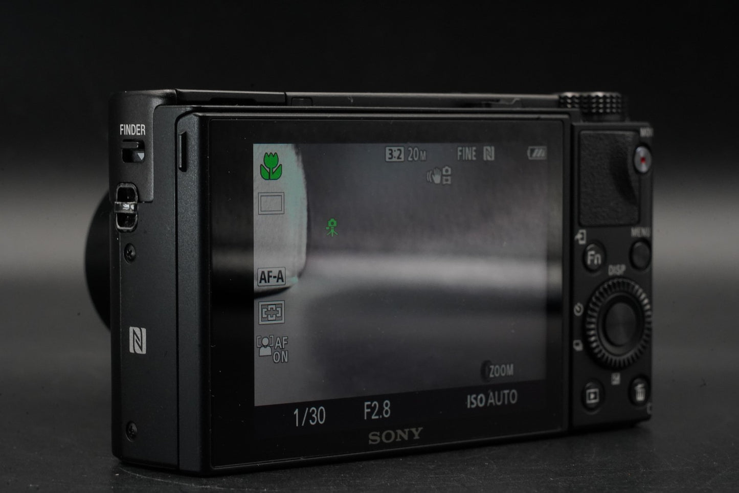 Sony Cyber-Shot DSC-RX100M7G VII Mark 7 Digital Camera ALMOST UNUSED 11369
