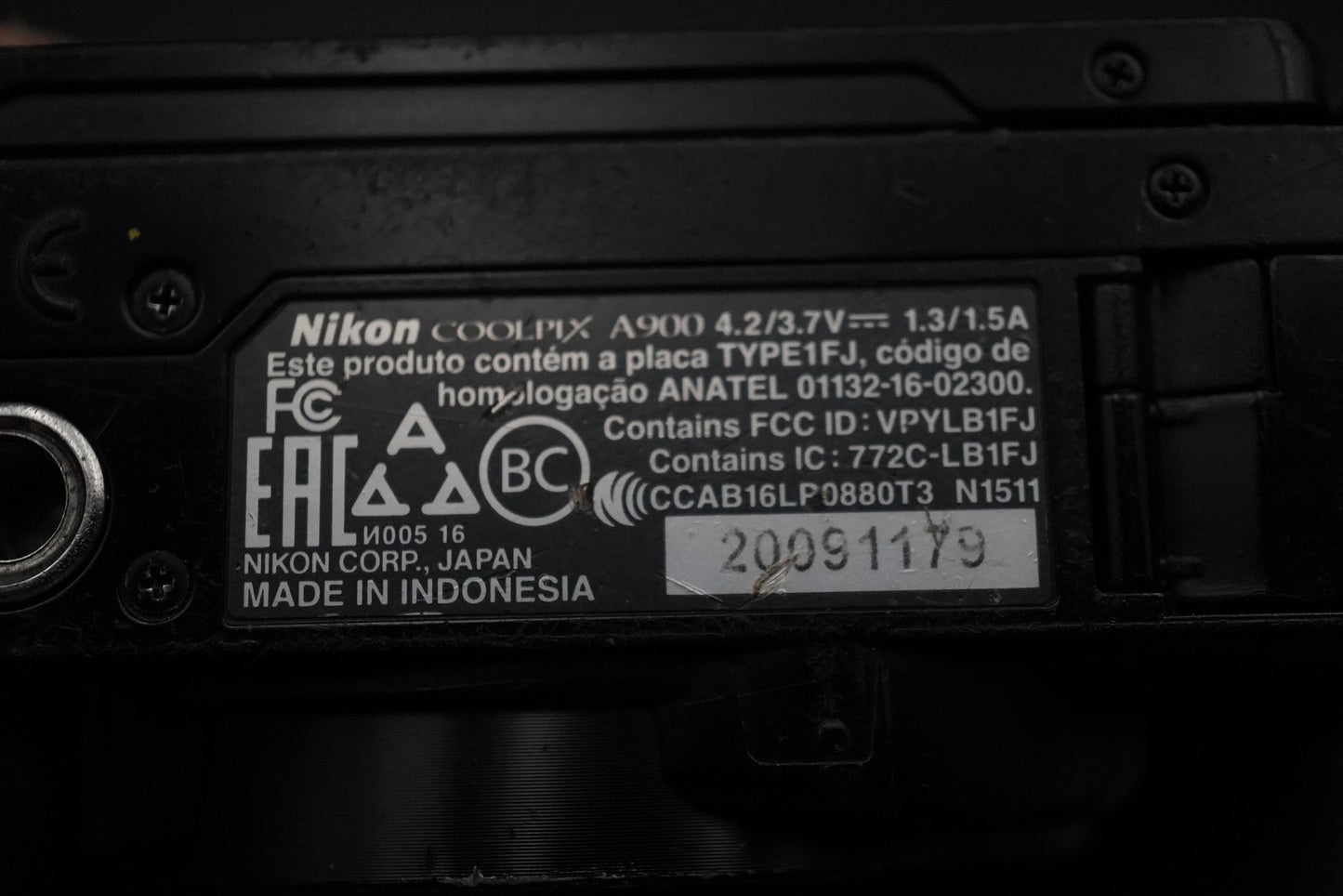 Nikon COOLPIX A900 20.3MP 35x Compact Digital Camera Black US Duty Paid 10775