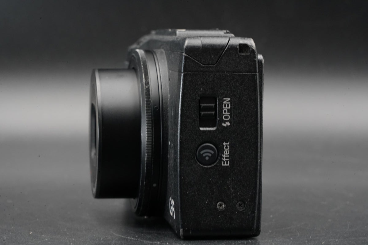 RICOH GR II 16.2 MP Compact Digital Video Camera US STOCK #11188