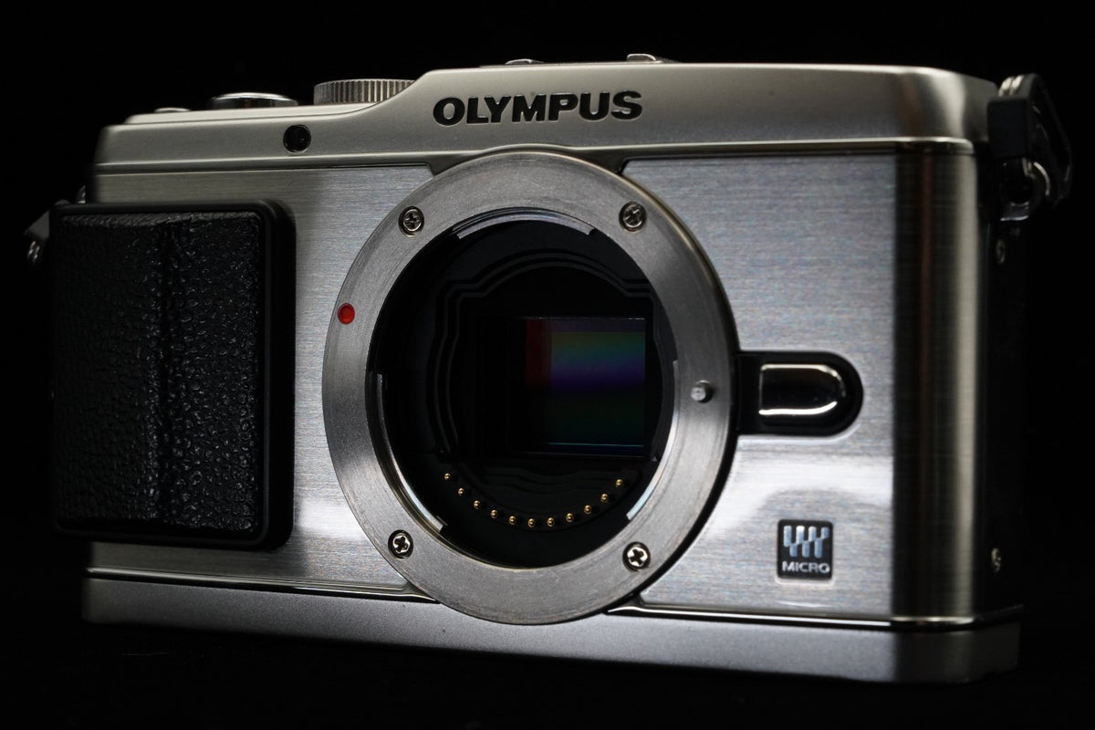 Olympus PEN E-P3 Digital Camera Silver From Japan [] US STOCK #9490