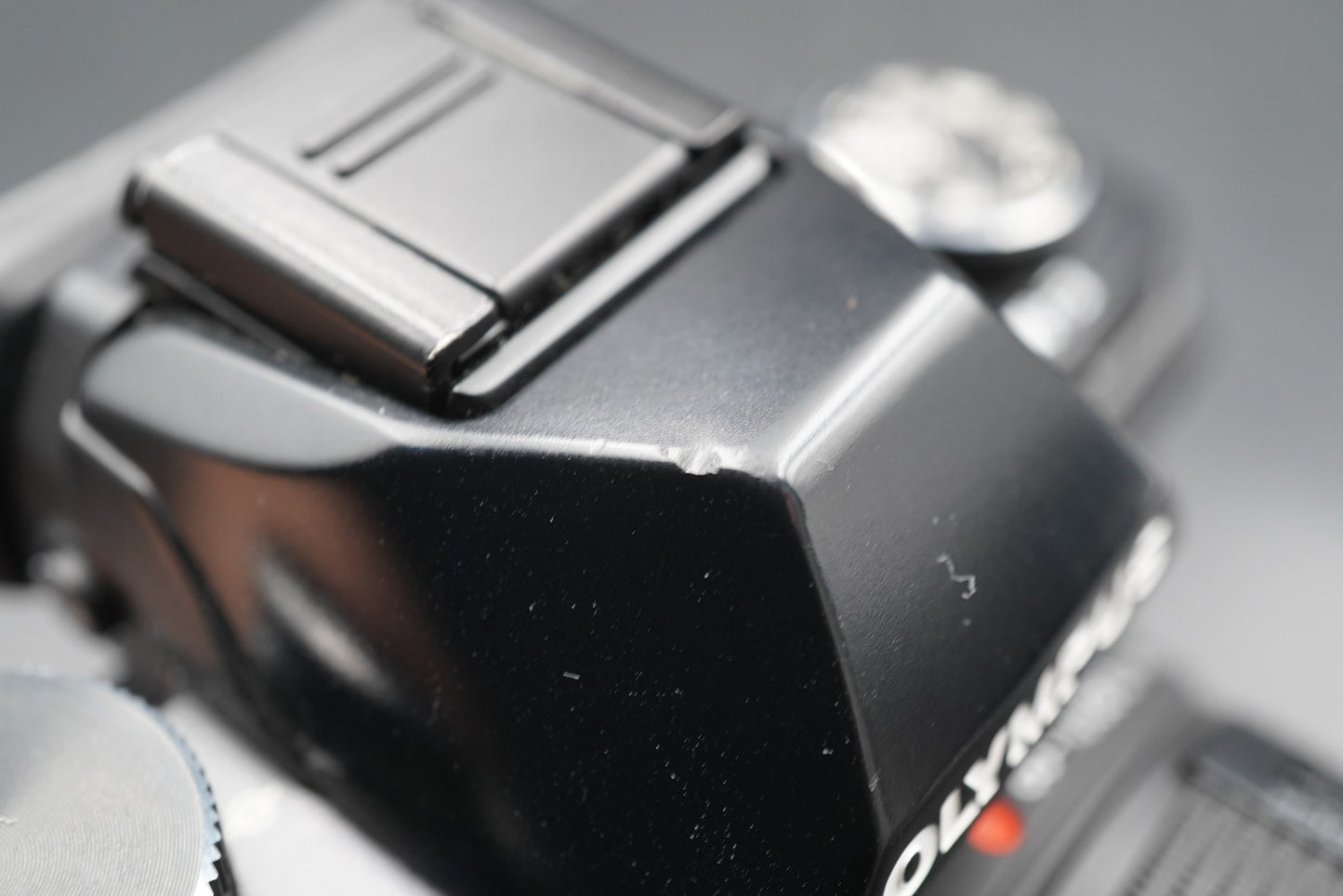 2888 cuts! Olympus OM-D E-M10 Mirrorless Camera + 14-42mm 40-150mm 11027