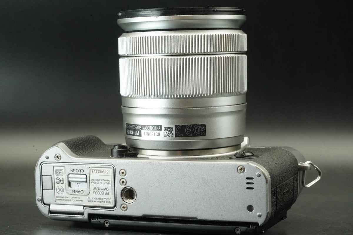 Fujifilm X-T20 Digital Camera w/ XC 16-50mm Lens Silver -13576 cuts- #12477