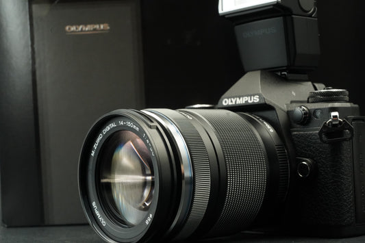 19392 cuts!! Olympus OM-D E-M5 Mark II w/ M.ZUIKO 14-150 Lens Black 11473