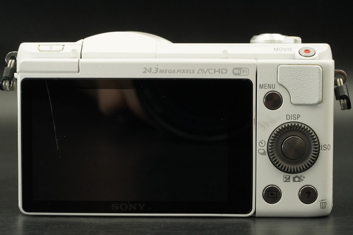 Sony a5100 Mirrorless Digital Camera White -41108 cuts- #12382