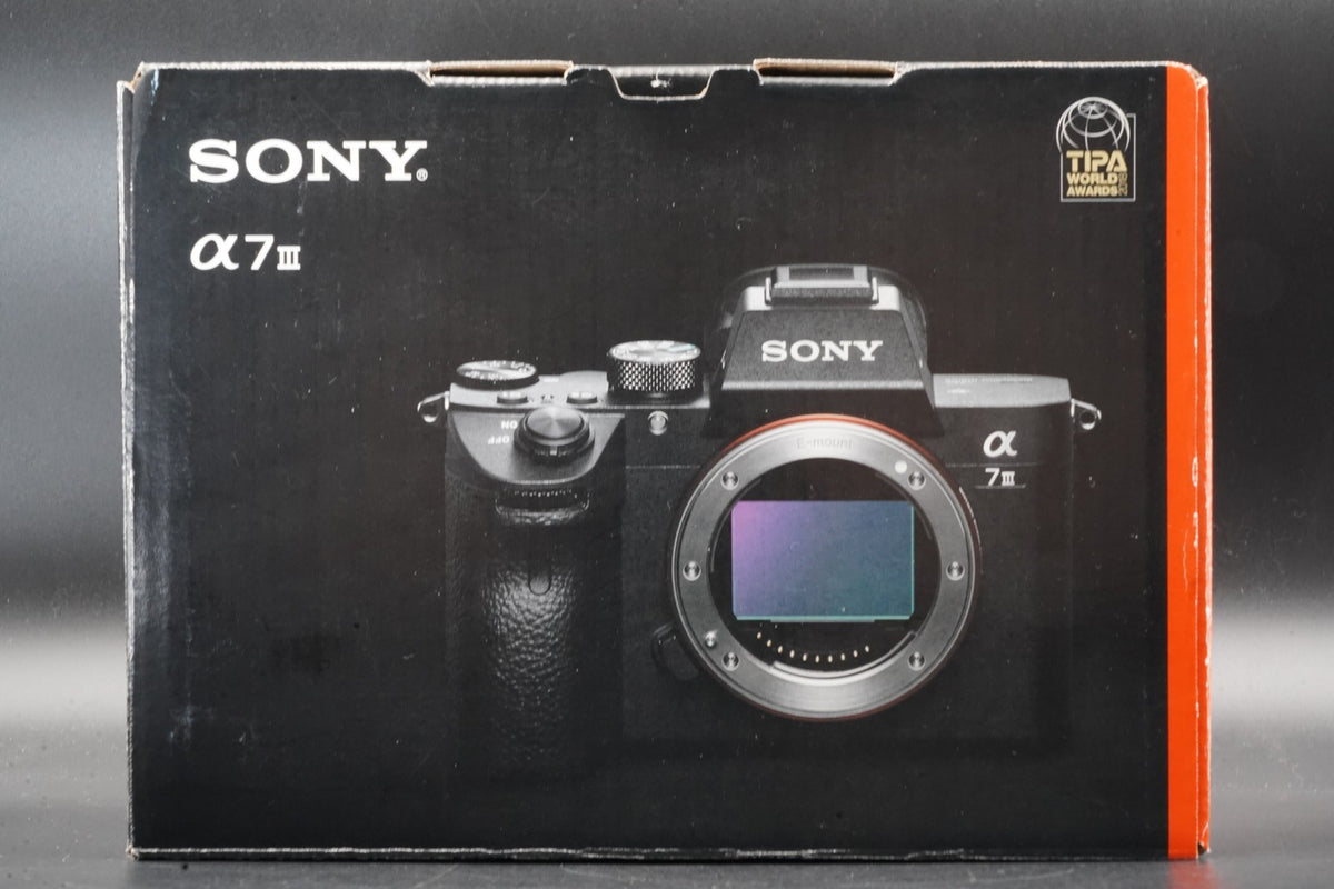 Sony a7 III ILCE-7M3 Spiegellose Digitalkamera mit FE 28-70 Objektiv #11373
