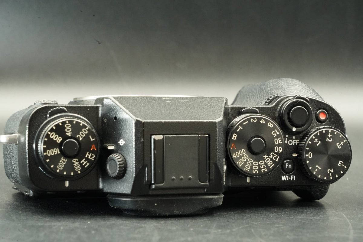 Fujifilm X-T1 Mirrorless Digital Camera 16.3MP Black -2623 cuts- #12254
