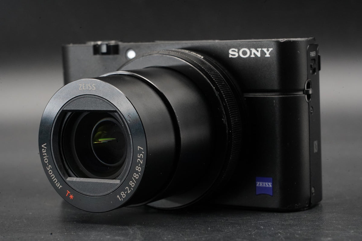 Sony Cyber-shot DSC-RX100 III M3 Point Shoot Digital Camera US STOCK #11398