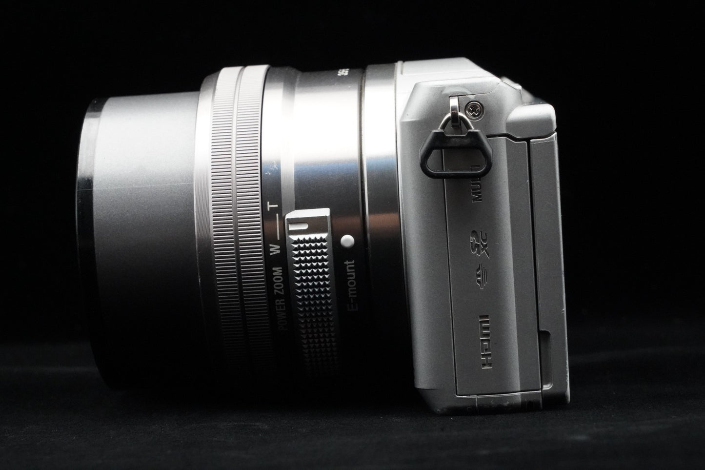 Sony Alpha a5000 Mirrorless Digital Camera with Lens Silver 10168