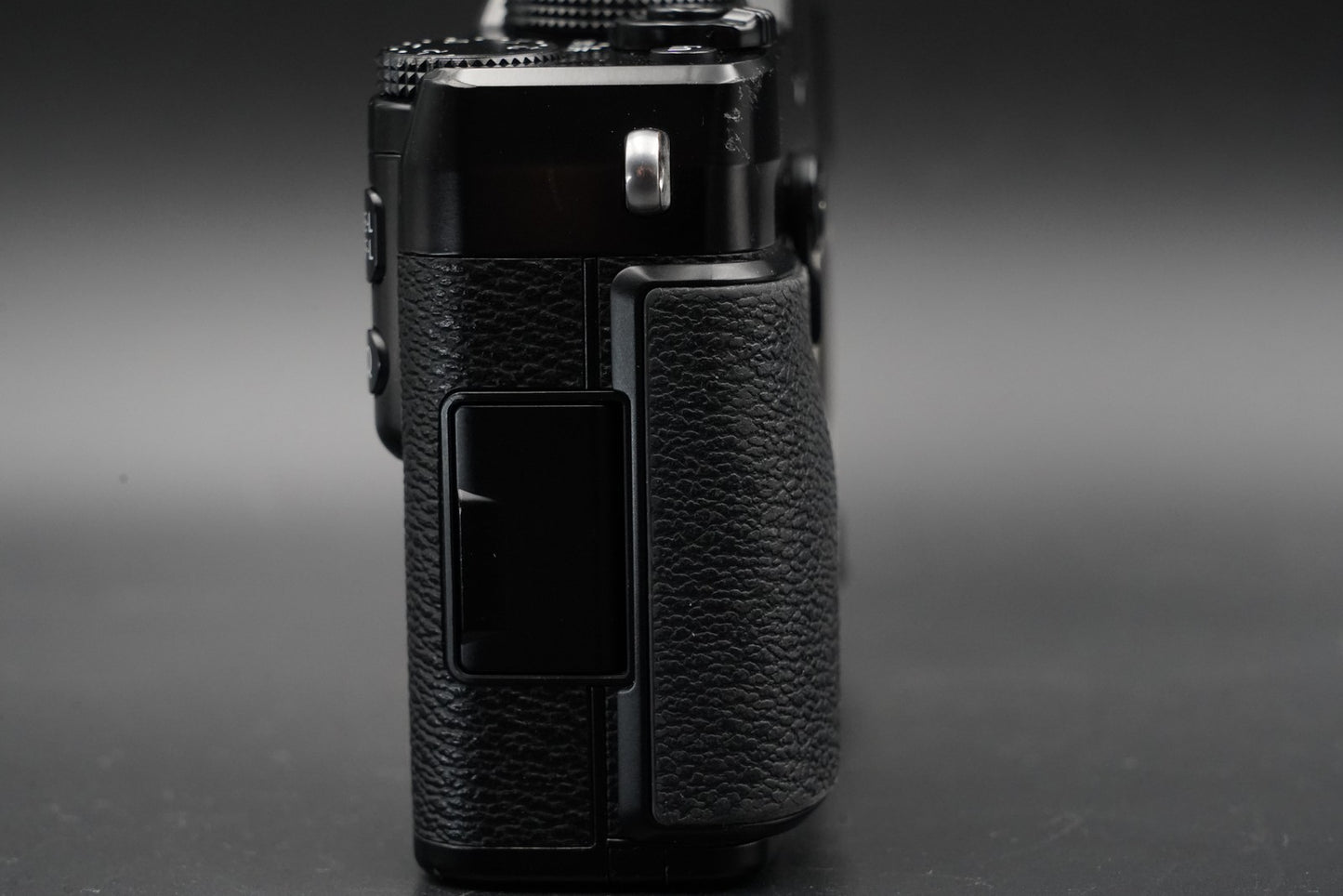 Fujifilm X-Pro1 Mirrorless Digital Camera Black US Duty Paid Japan 10697