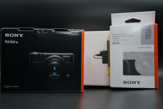 Sony Cyber-Shot DSC-RX100M7G VII Mark 7 Digital Camera ALMOST UNUSED 11369