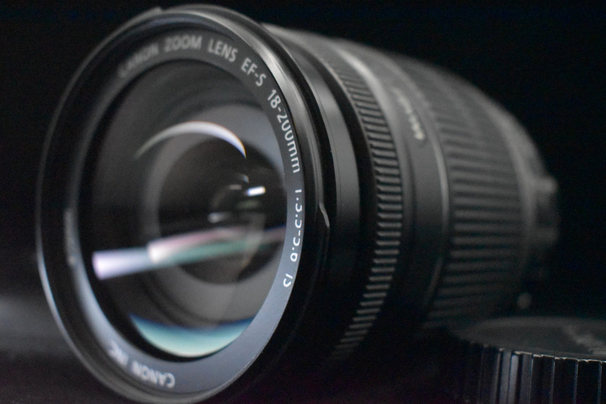 Canon EF-S 18-200mm f/3.5-5.6 IS Wide Angle Zoom AF Lens 10542 US STOCK