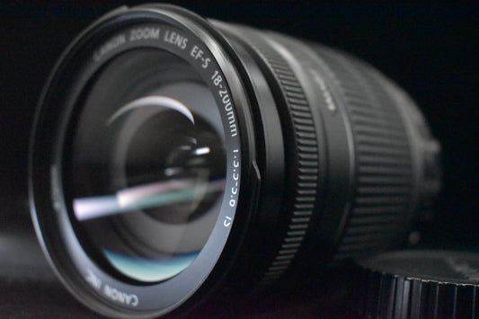 Canon EF-S 18-200mm f/3.5-5.6 IS Wide Angle Zoom AF Lens 10542 US STOCK