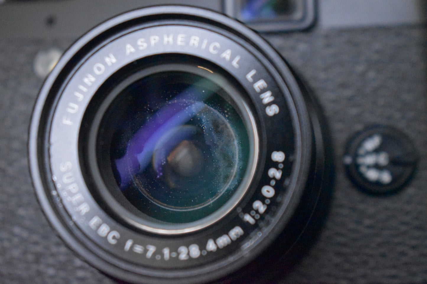 [US Duty Paid] Fujifilm X10 Black pPoint and Shoot Compact Digital Camera 8796