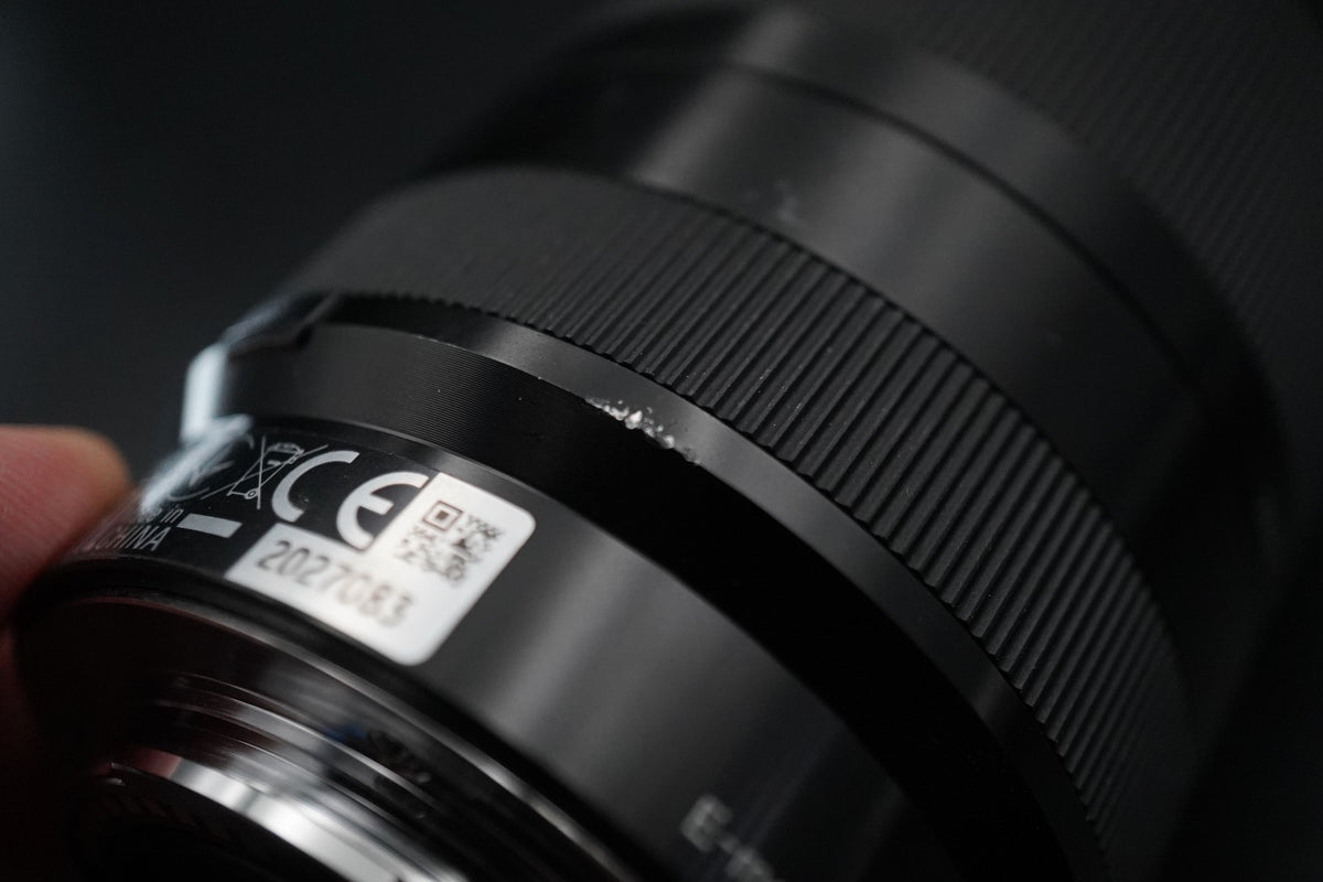Sony E 18-200mm f/3.5-6.3 OSS LE Black Lens sony E Mount SEL18200LE #11323