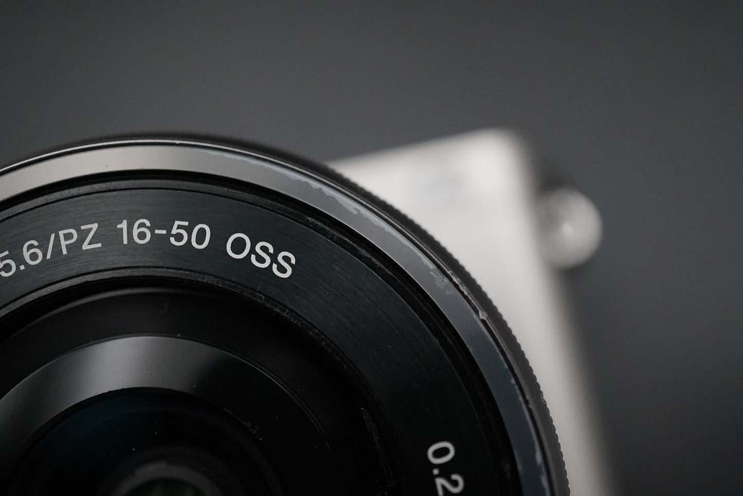 Sony a6000 Digital Mirrorless Camera with Lens Silver US Duty Paid 10724