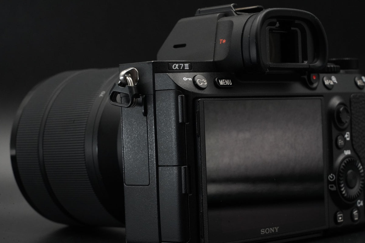 Sony Alpha a7 III ILCE-7M3 Mirrorless Digital Camera w/ FE 28-70 Lens #10884