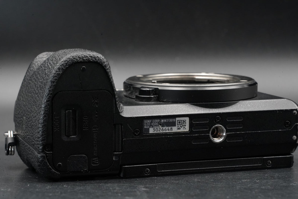 Sony Alpha a6500 24.2MP Digital Camera Black US STOCK #11215