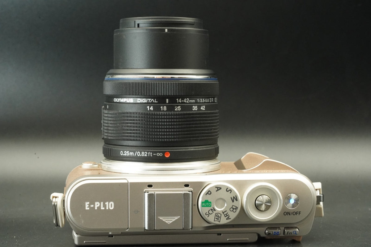 Olympus E-PL10 Digital Camera 14-42mm 40-150mm Lens Brown -3094 cuts- #11773