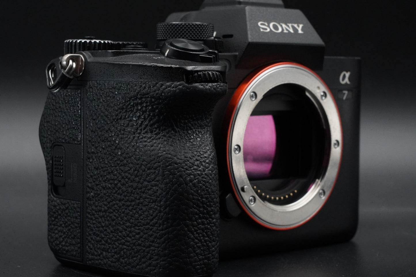19984 cuts! Sony Alpha a7 IV ILCE-7M4 English Language Digital Camera 10833