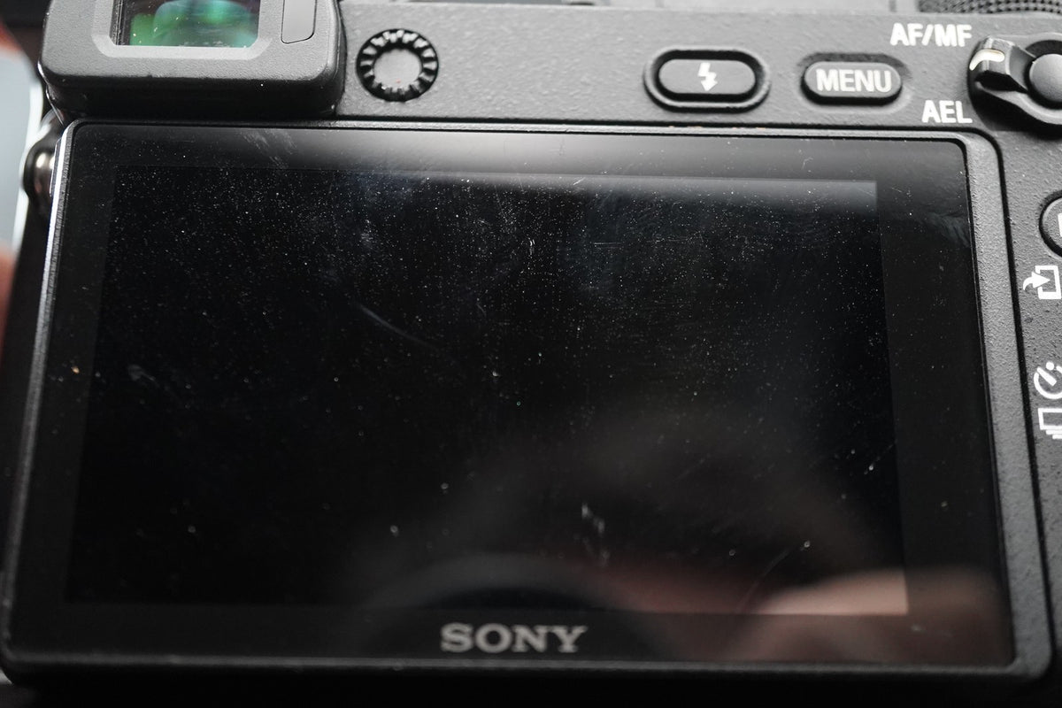 Sony a6300 + 16-50mm PZ Lens Mirrorless Digital Camera Black -12267 cuts- #12103