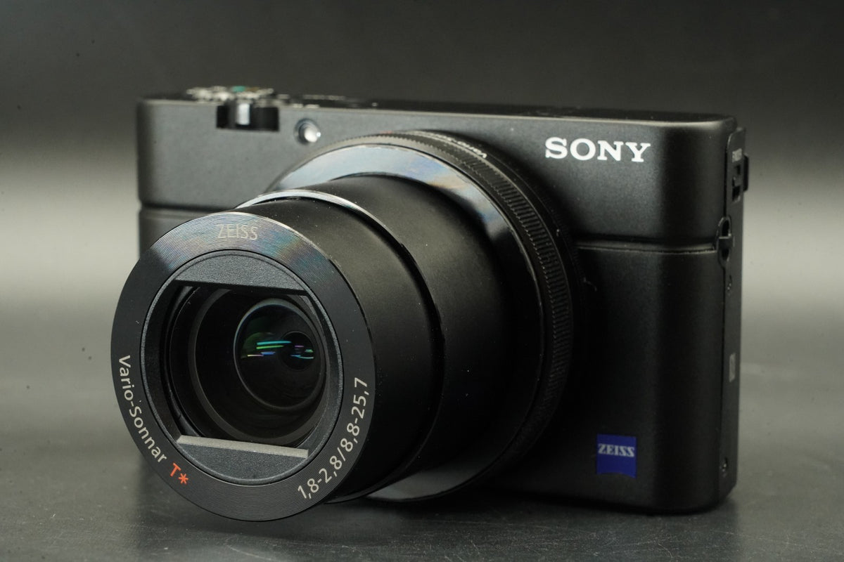 Sony Cyber-shot DSC-RX100M3 III Point Shoot Digital Camera US STOCK #11745
