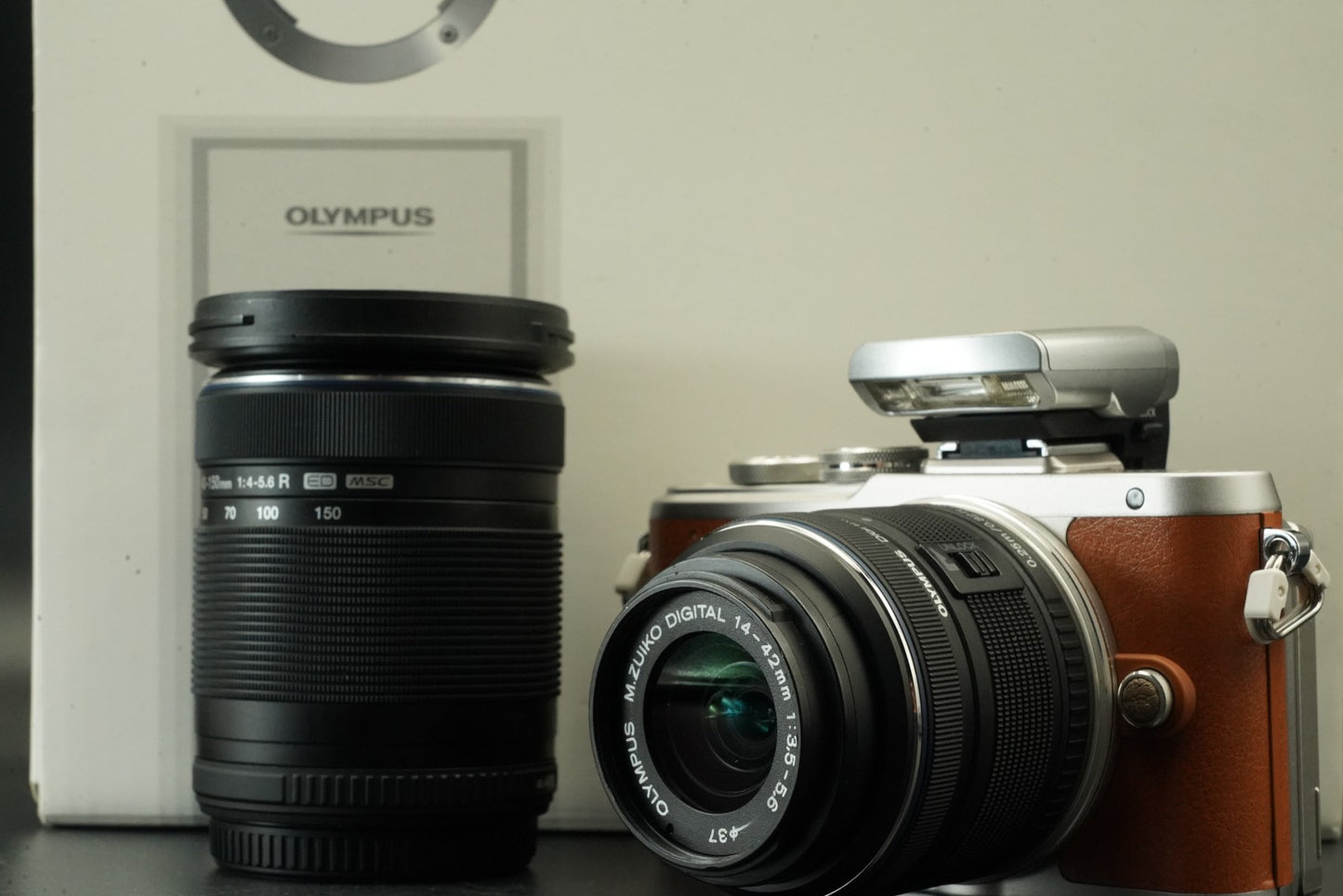 2712 cuts! Olympus E-PL8 Brown w/ 2 lenses Digital Mirrorless Camera 11639