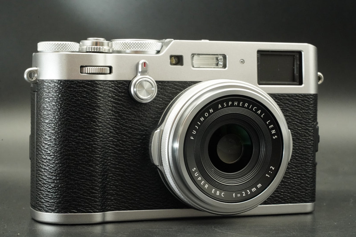 Appareil photo numérique 24,3 mégapixels Fujifilm X100F argent du JAPON #11899