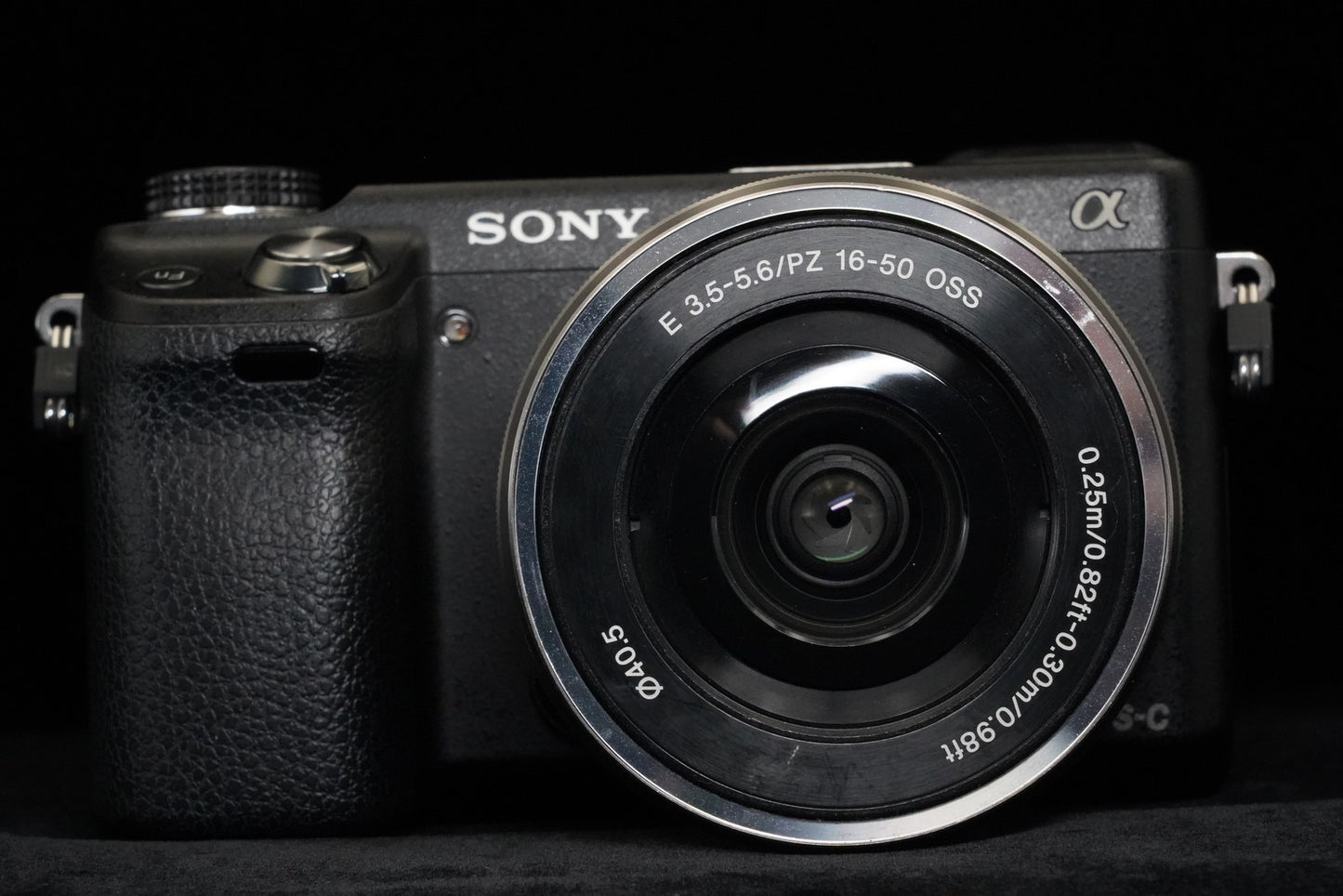 ENGLISH OK! [US Duty Paid] Sony α NEX-6 Digital Camera w/ 16-50mm PZ Lens 10239