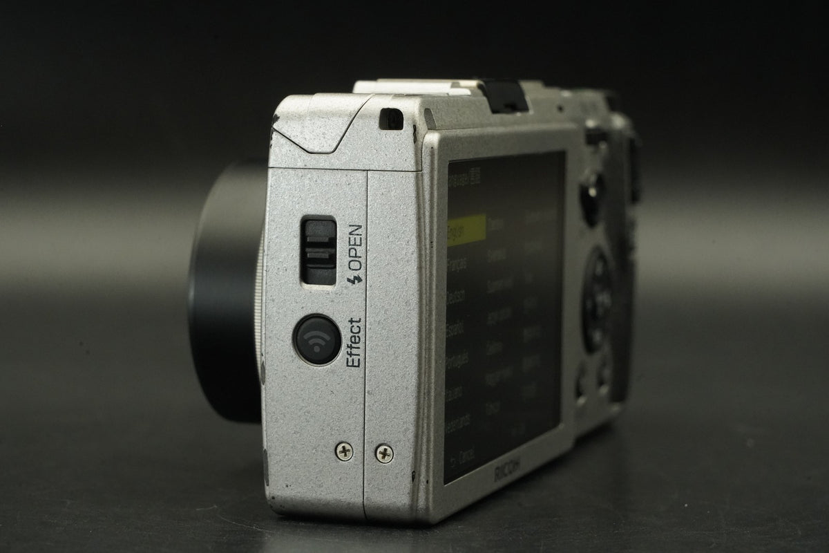 RICOH GR II 16.2 MP Compact Digital Video Camera -Only 1 cut !?- #12244
