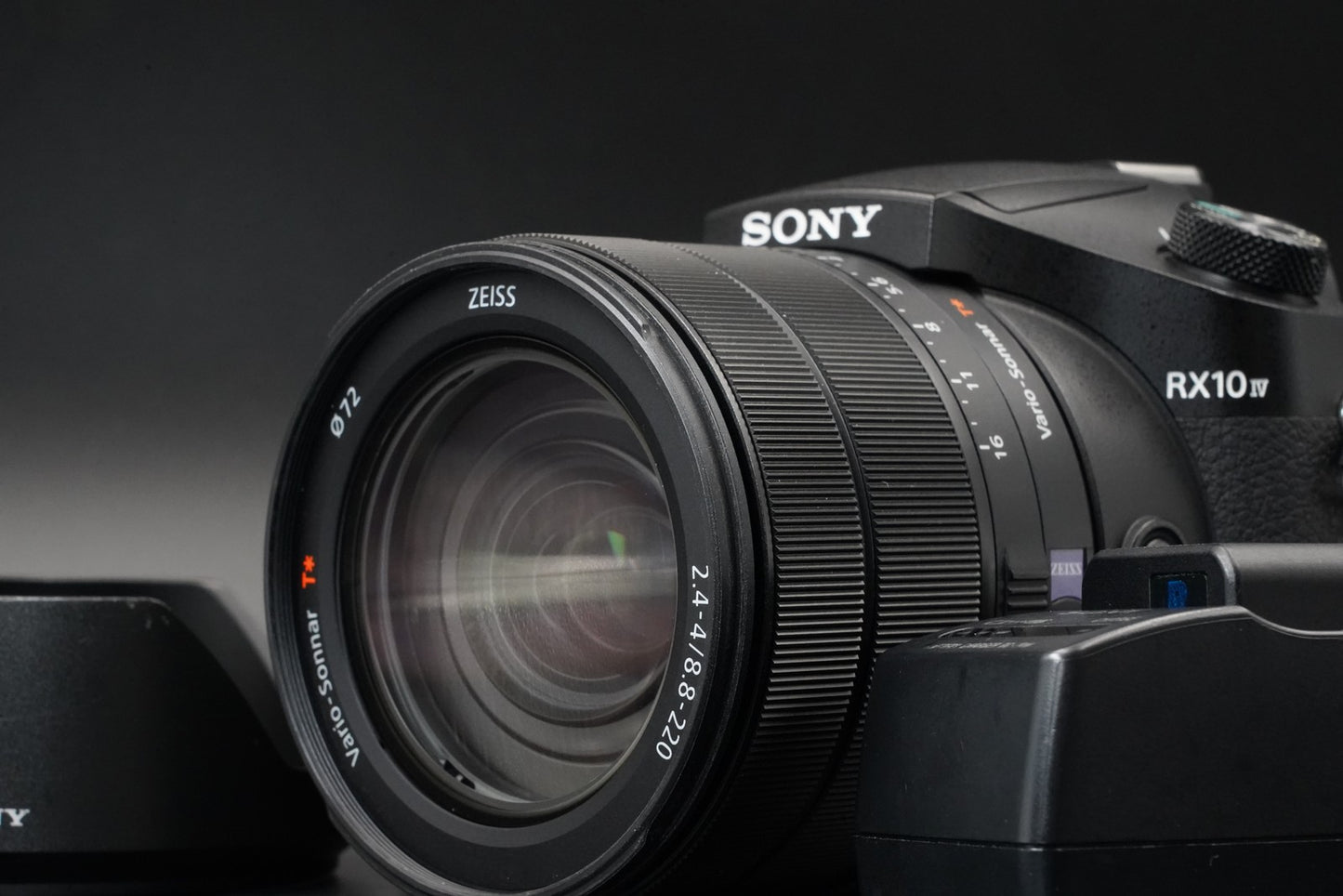 Sony Cyber-Shot RX10 IV 20.1MP Digital Camera DSC-RX10M4 ALMOST UNUSED 10931