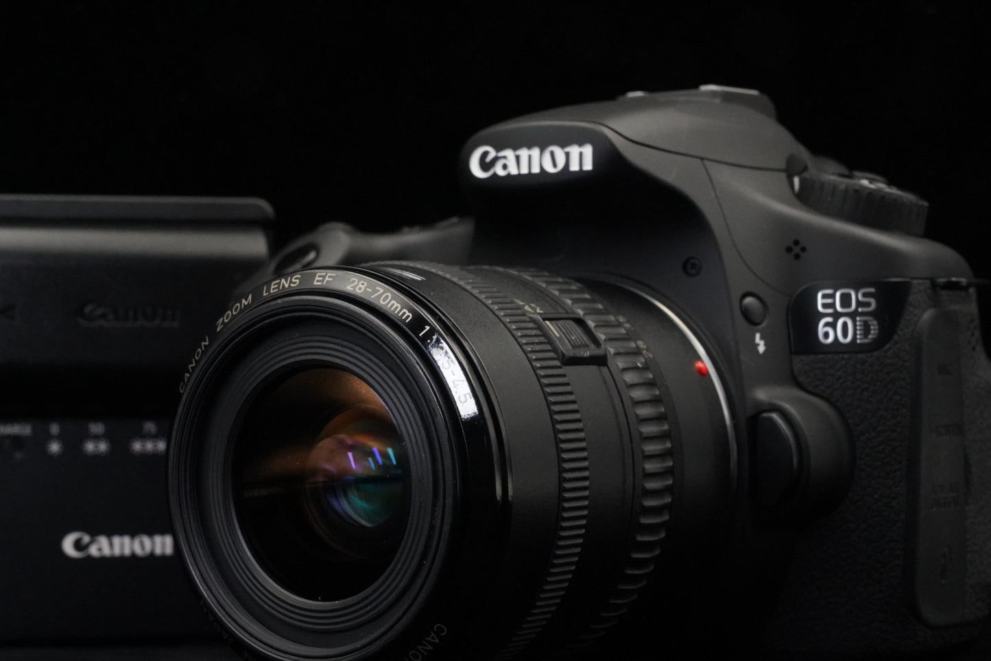 [US Duty Paid] Canon EOS 60D 18.0MP DSLR Digital SLR Camera w/ Lens 9494