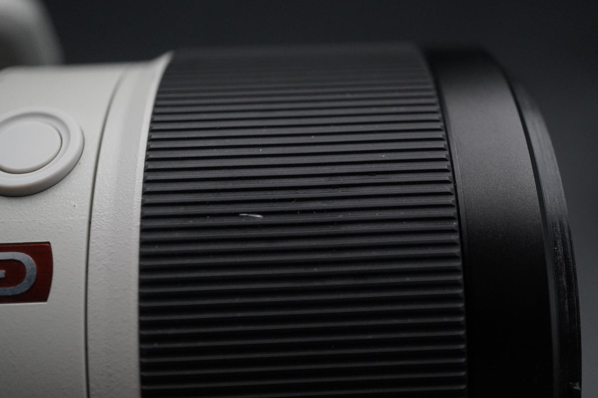 Sony FE 70-200mm F/2.8 GM OSS E Mount Lens SEL70200GM US STOCK #11335