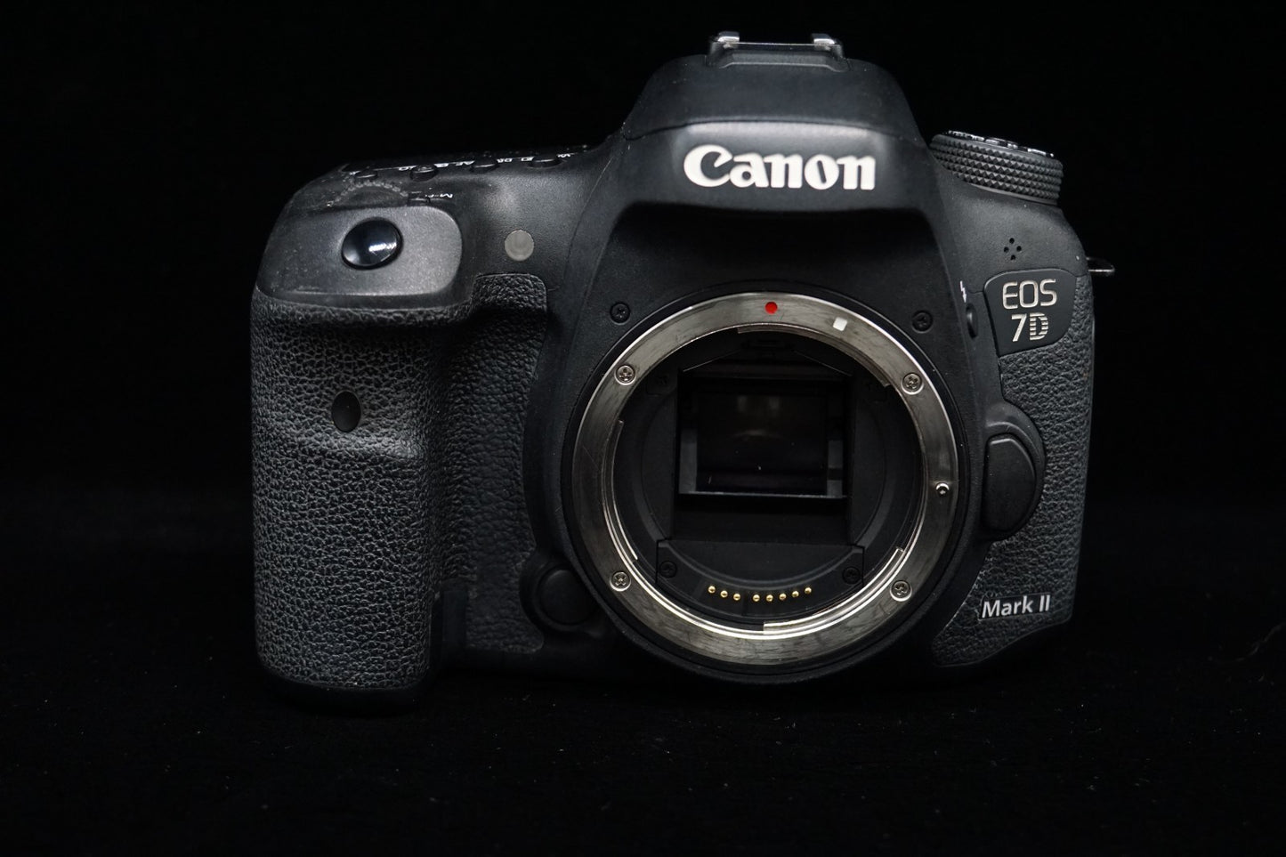 Canon EOS 7D Mark II DSLR Digital SLR Video Camera Used US Duty Paid 10476