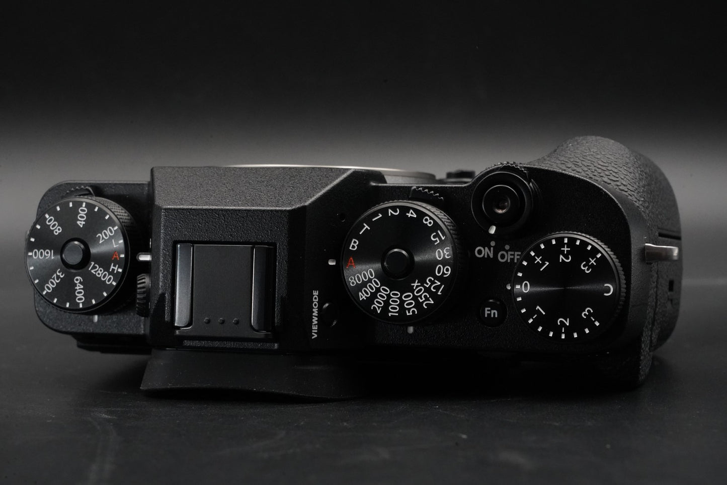 Fujifilm X-T2 Mirrorless Digital Camera ALMOST UNUSED 10804
