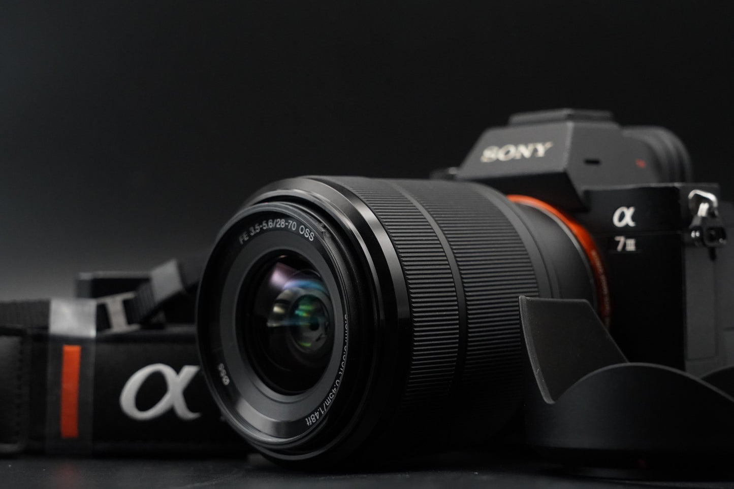 Sony Alpha a7 III ILCE-7M3 Mirrorless Digital Camera w/ FE 28-70 Lens 10812