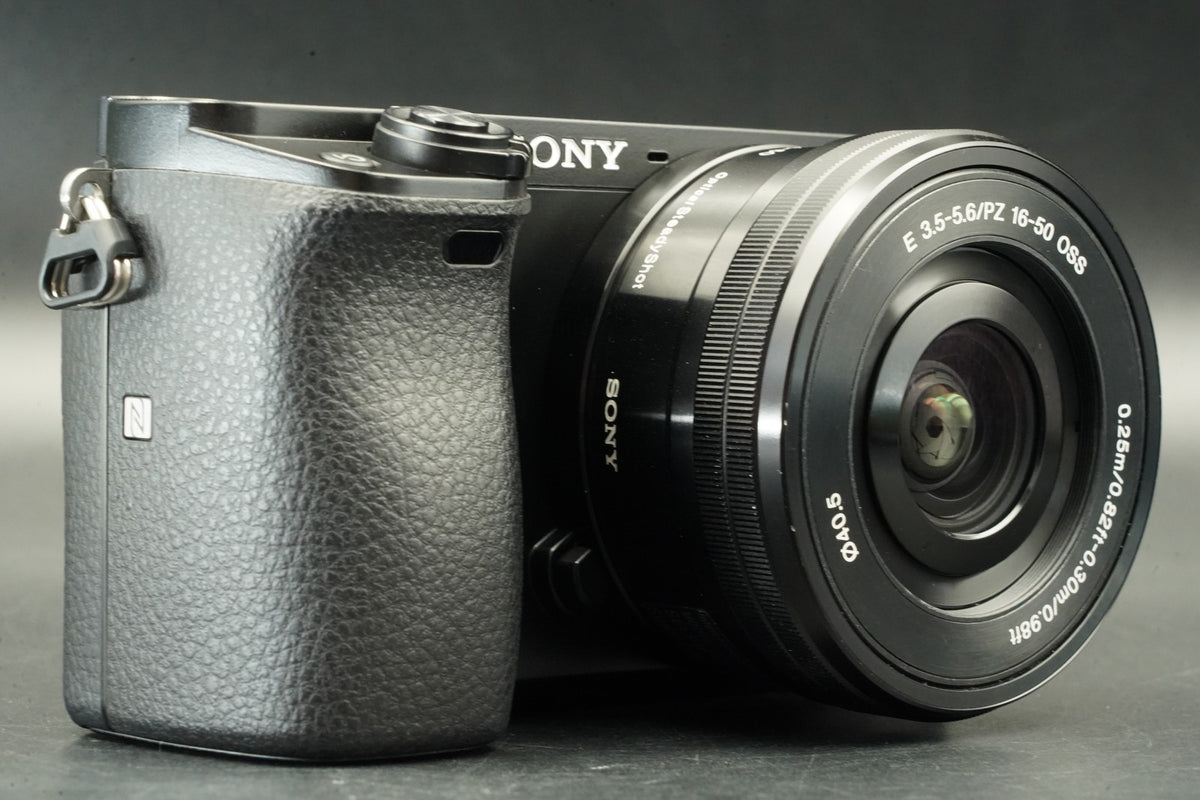 Sony alpha a6000 Digital Mirrorless Camera with Lens Black -4264 cuts- #12198