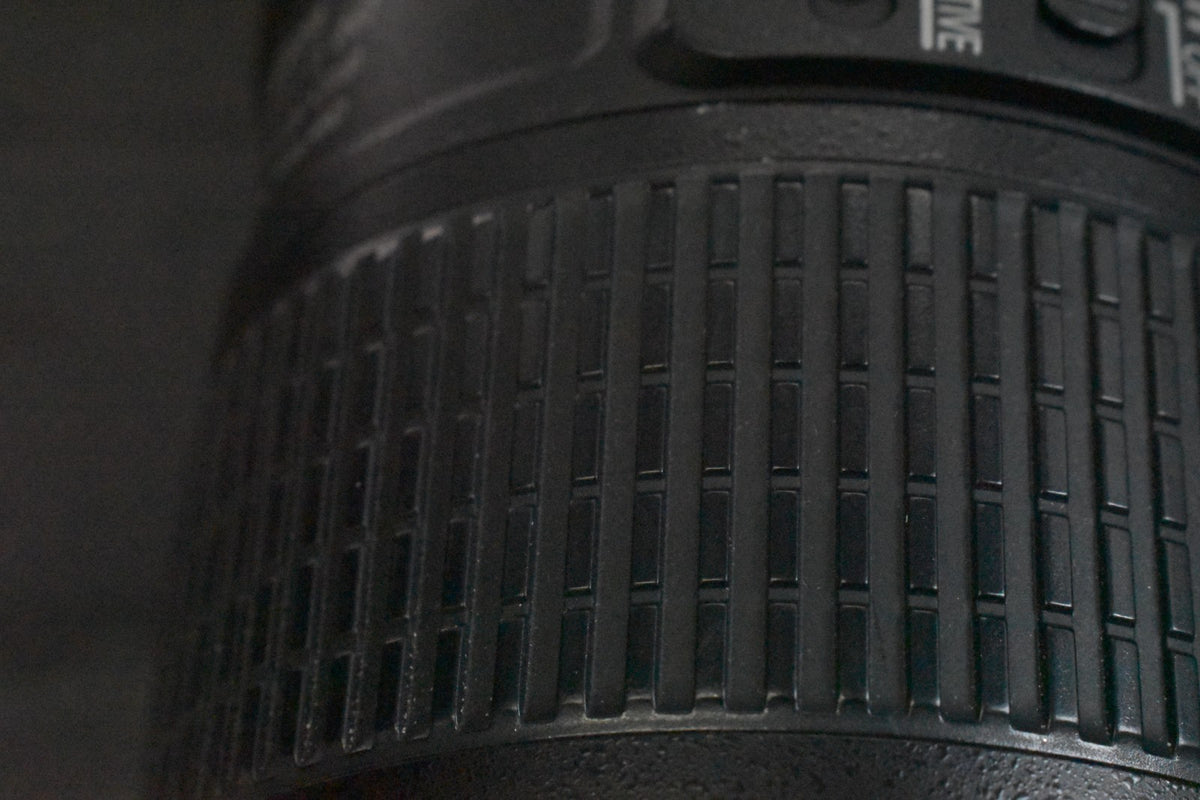 Nikon AF-S NIKKOR 70-200mm f/4 G VR ED IF N Zoom Lens US STOCK #10597