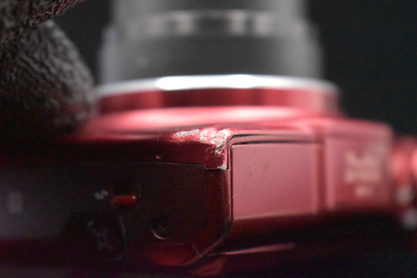 [US Duty Paid] Canon PowerShot SX700 HS Compact Digital Camera Red 9109