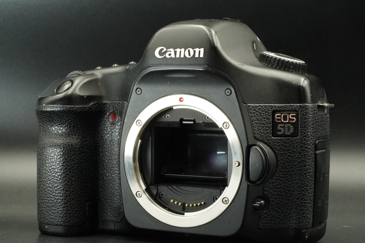 Canon EOS 5D Digital SLR Full Frame Camera Body Only US STOCK #12349