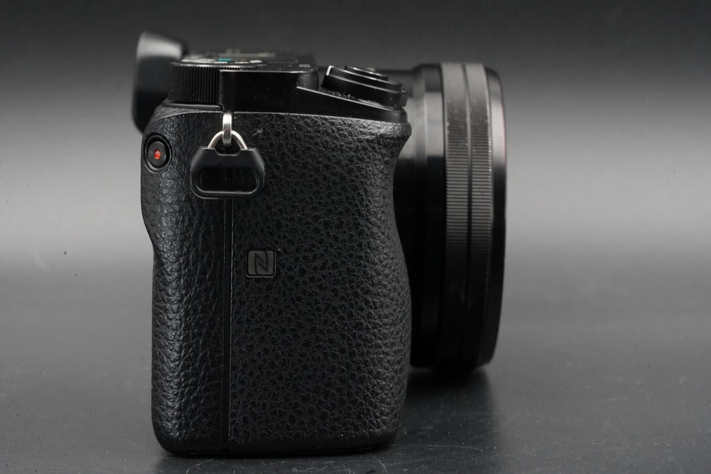 Sony a6000 Digital Mirrorless Camera with Lens Black US Duty Paid 10736