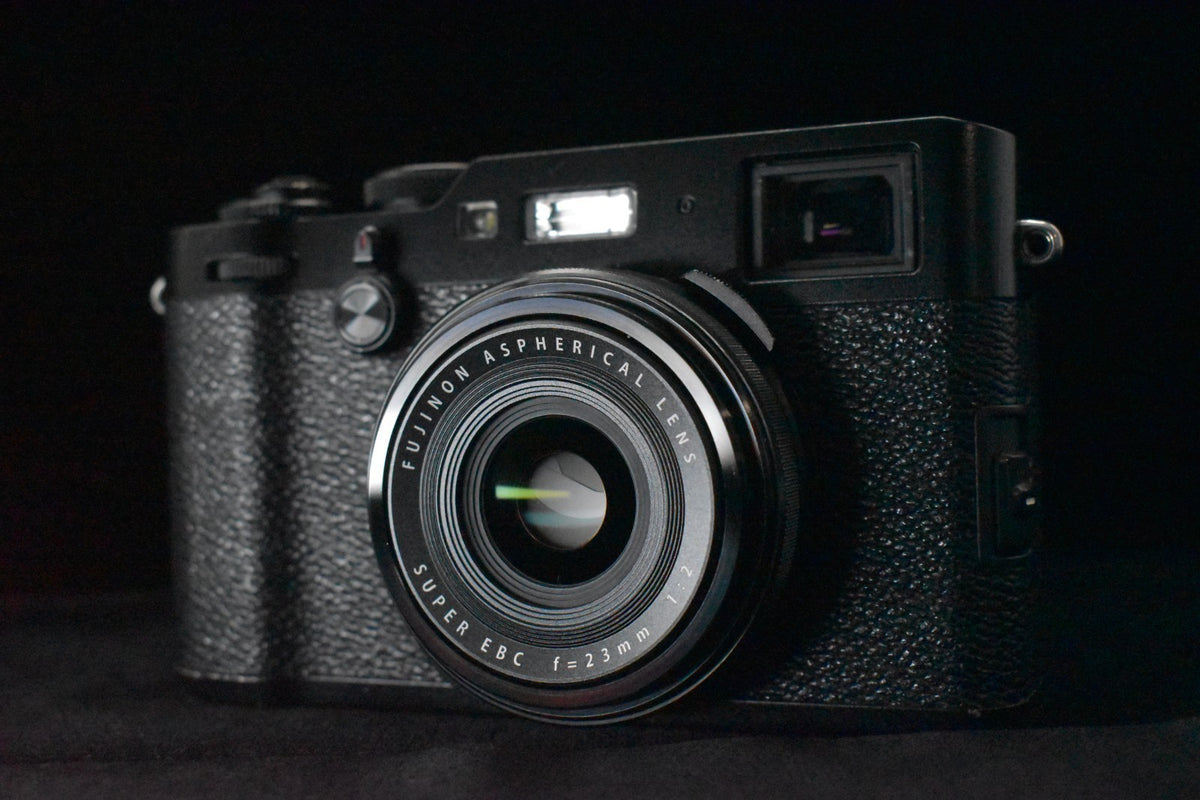 [US Duty Paid] Appareil photo numérique Fujifilm X100F 24,3 mégapixels noir...